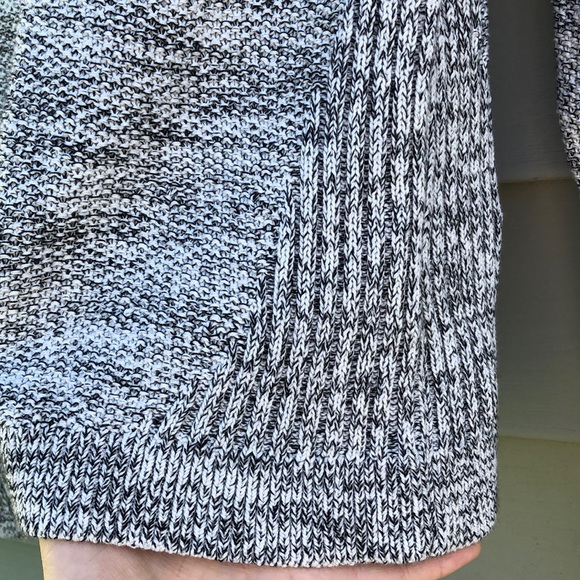 H&M sweater w vegan faux leather shoulder accents - Picture 7 of 8